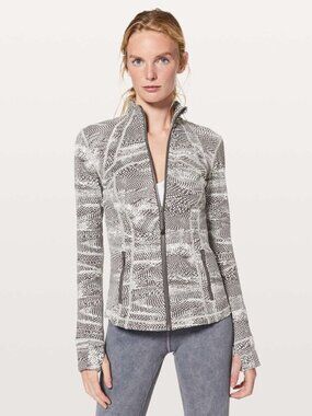 Lululemon Define Jacket Swerve in Vapor Metal Grey Size 8